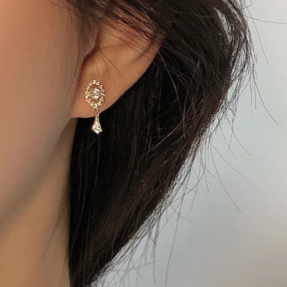 Sterling Silver Gold Oval Tassel Stud Earrings - Picture 2 of 11